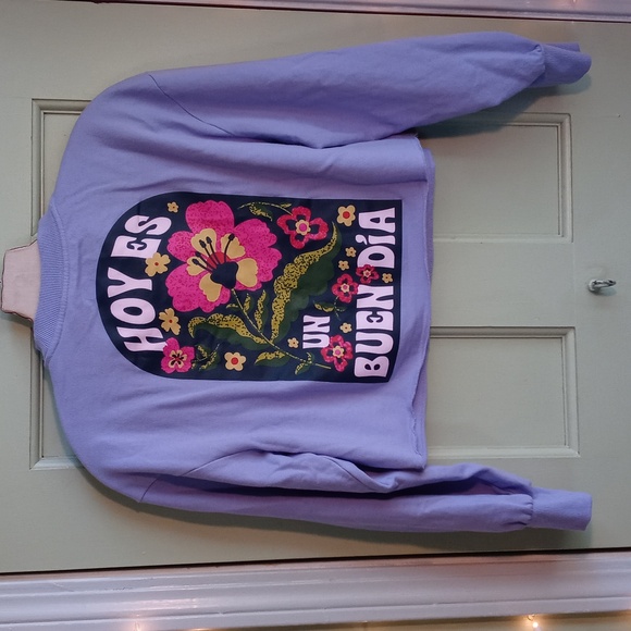 Target Tops - Women's Target 🎯 Latino Heritage Hoy Es un Buen Dia violet cropped XXS